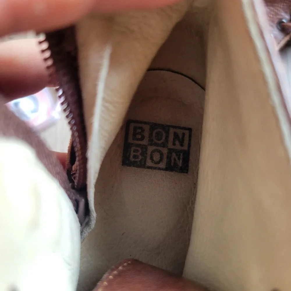 Bon Bon Unisex Kids Boots 11 Brown Leather Moc Toe Classic Workwear Style